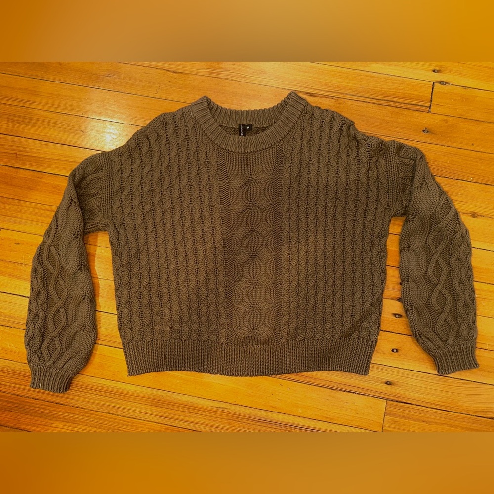 Moon and Madison Green Sweater